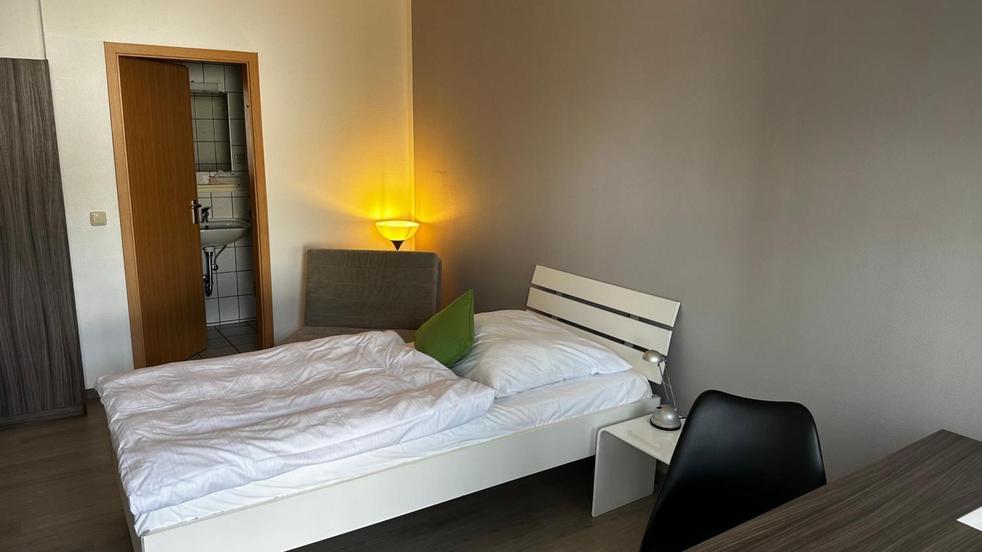 Messe Motel Laatzen Eksteriør bilde