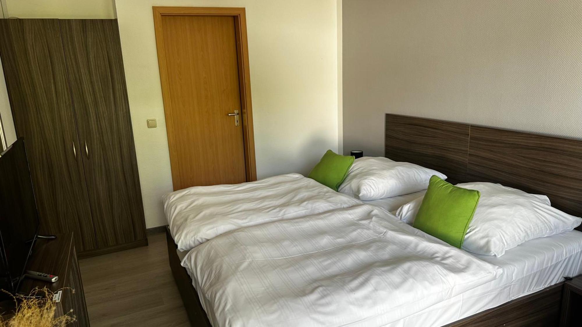 Messe Motel Laatzen Eksteriør bilde